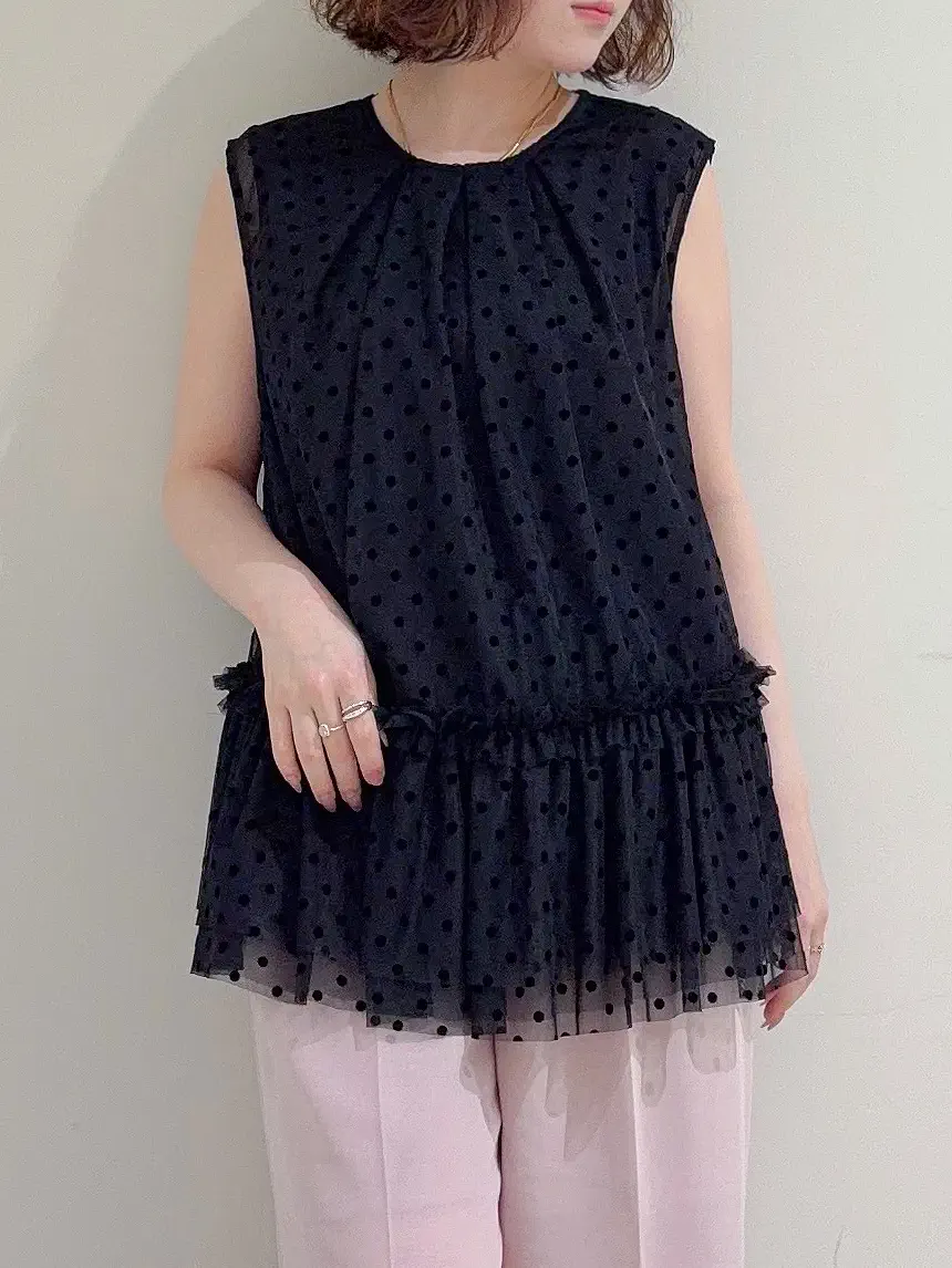 GRACE CONTINENTAL SASAKI コーディネート画像