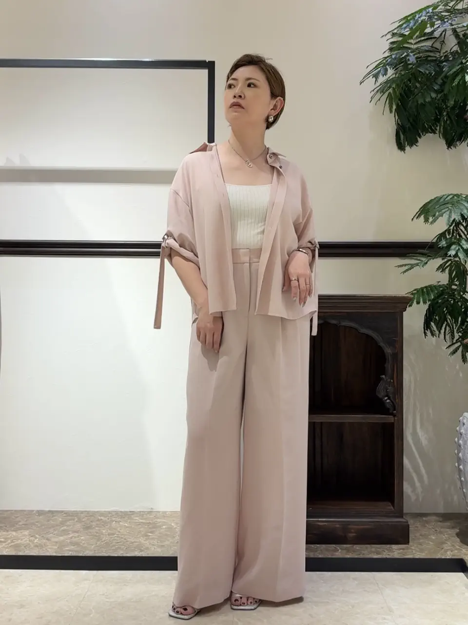 GRACE CONTINENTAL N.YURI コーディネート画像