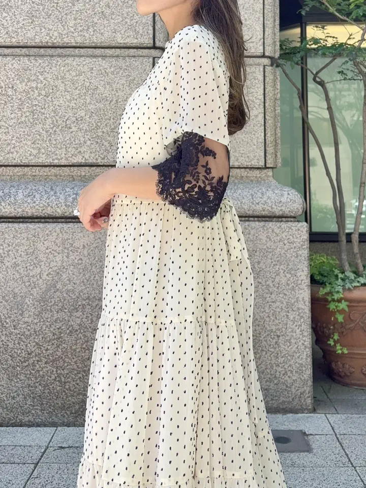 GRACE CONTINENTAL yukimi yonee コーディネート画像