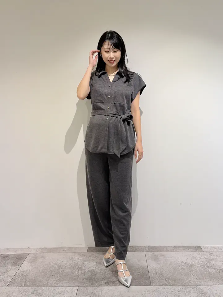 GRACE CONTINENTAL 端場 わかな コーディネート画像