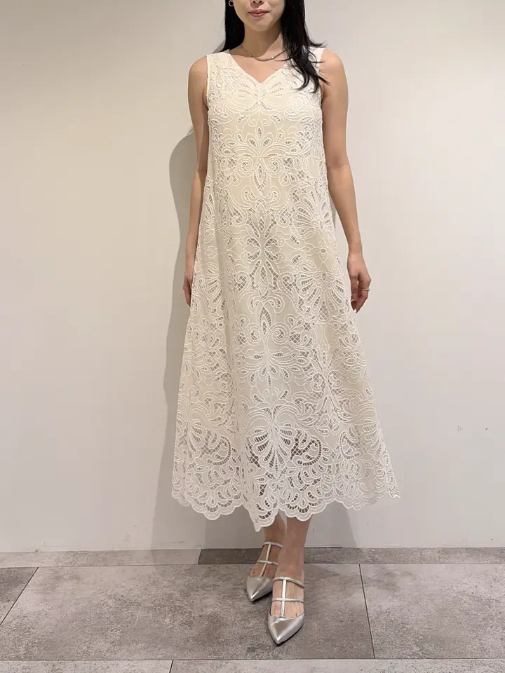 GRACE CONTINENTAL 端場 わかな コーディネート画像