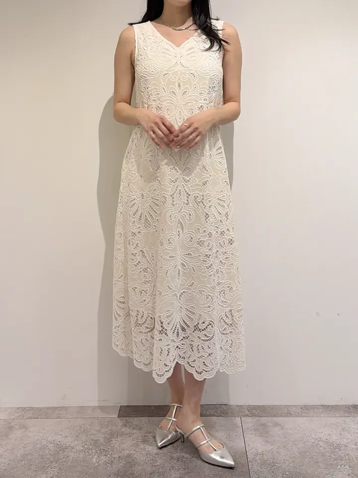GRACE CONTINENTAL 端場 わかな コーディネート画像