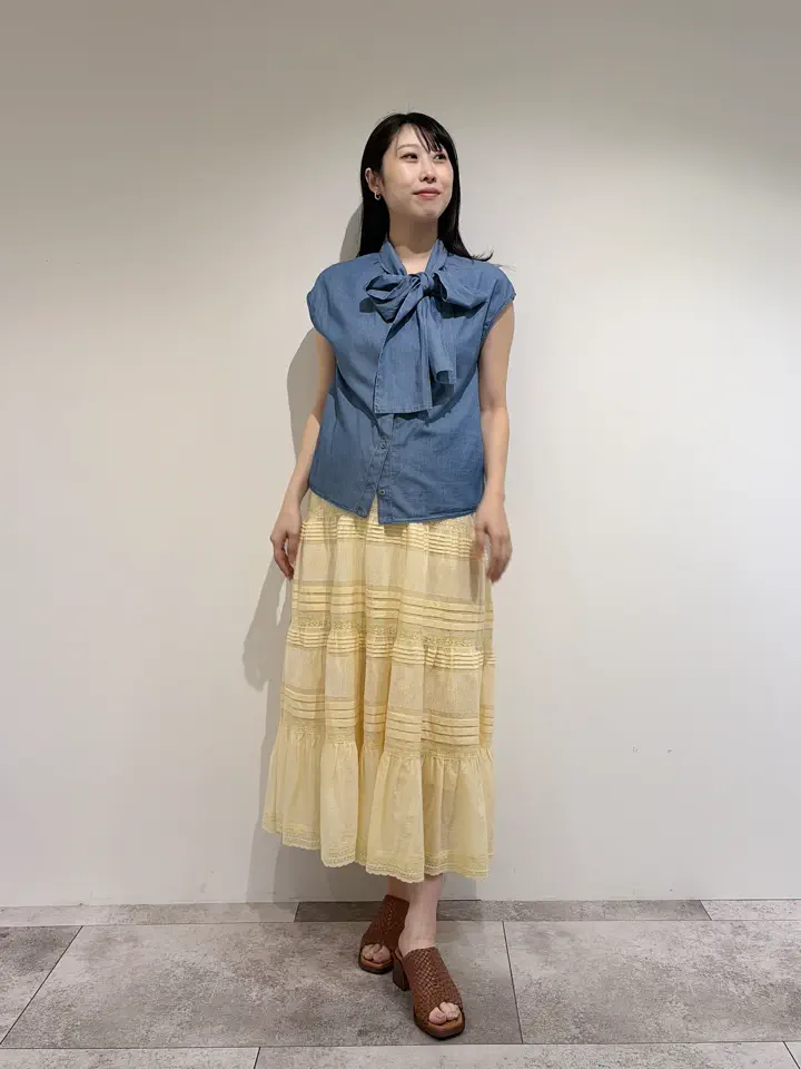 GRACE CONTINENTAL 端場 わかな コーディネート画像