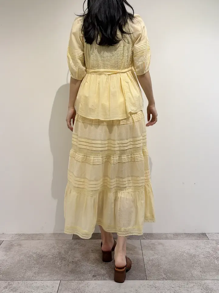 GRACE CONTINENTAL 端場 わかな コーディネート画像
