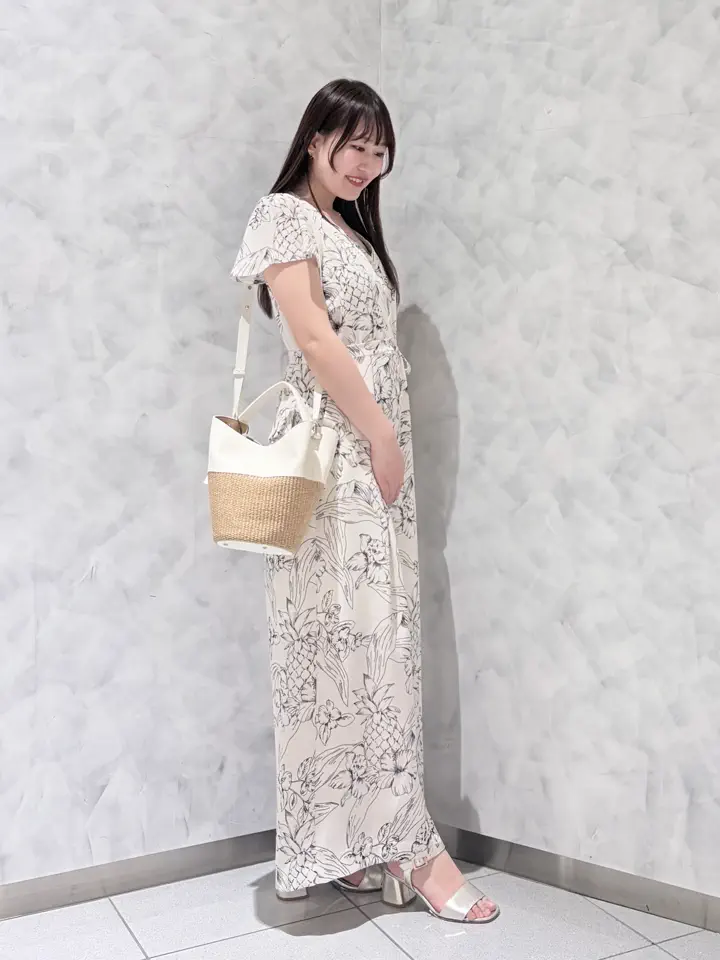 GRACE CONTINENTAL 根本　紗良 コーディネート画像