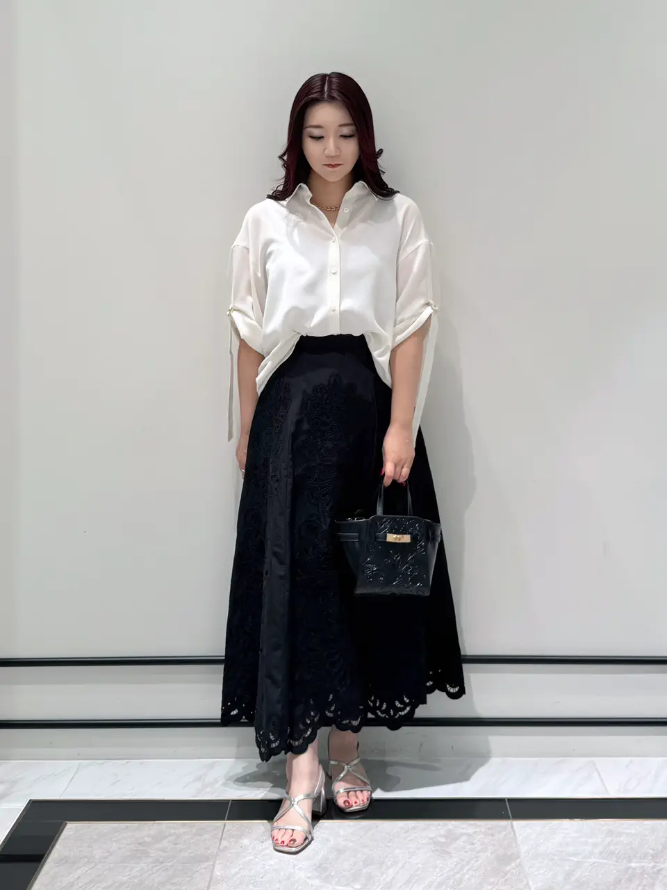GRACE CONTINENTAL MOMOKO コーディネート画像