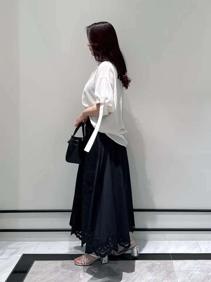 GRACE CONTINENTAL MOMOKO コーディネート画像
