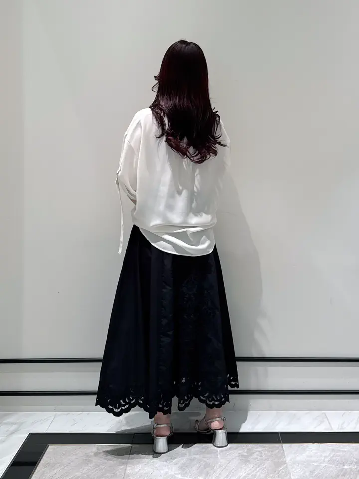 GRACE CONTINENTAL MOMOKO コーディネート画像