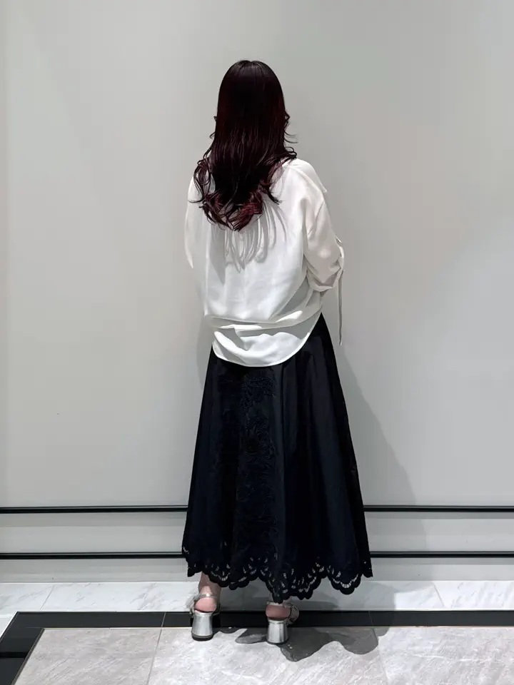 GRACE CONTINENTAL MOMOKO コーディネート画像