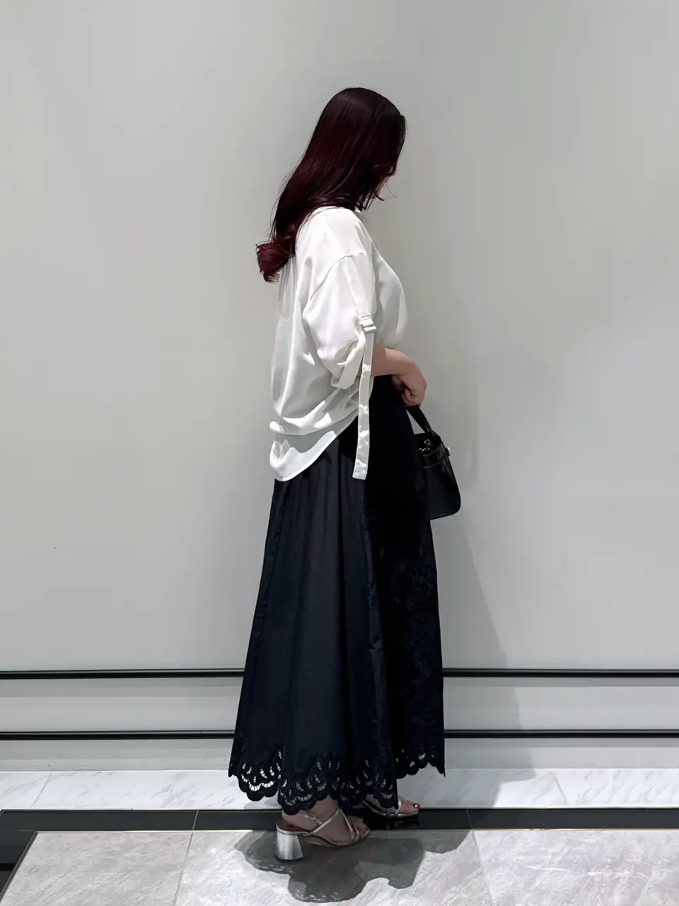 GRACE CONTINENTAL MOMOKO コーディネート画像
