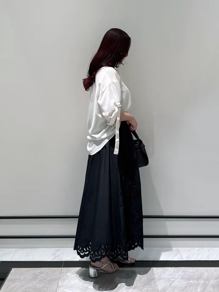 GRACE CONTINENTAL MOMOKO コーディネート画像