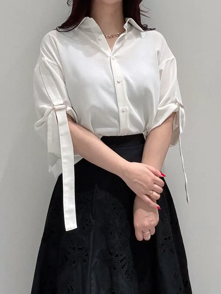 GRACE CONTINENTAL MOMOKO コーディネート画像