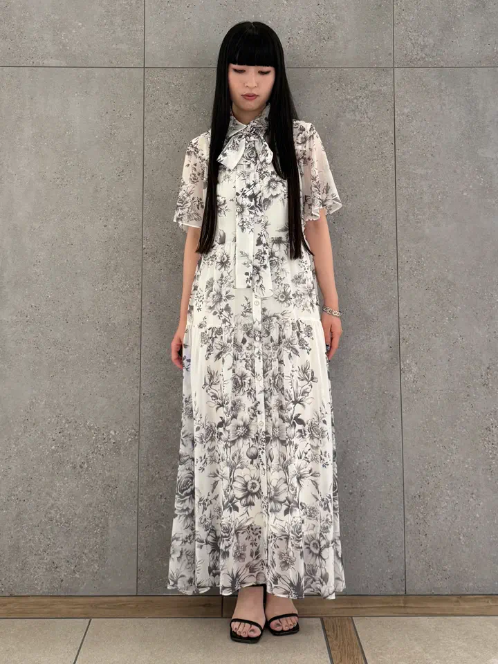 GRACE CONTINENTAL anri コーディネート画像