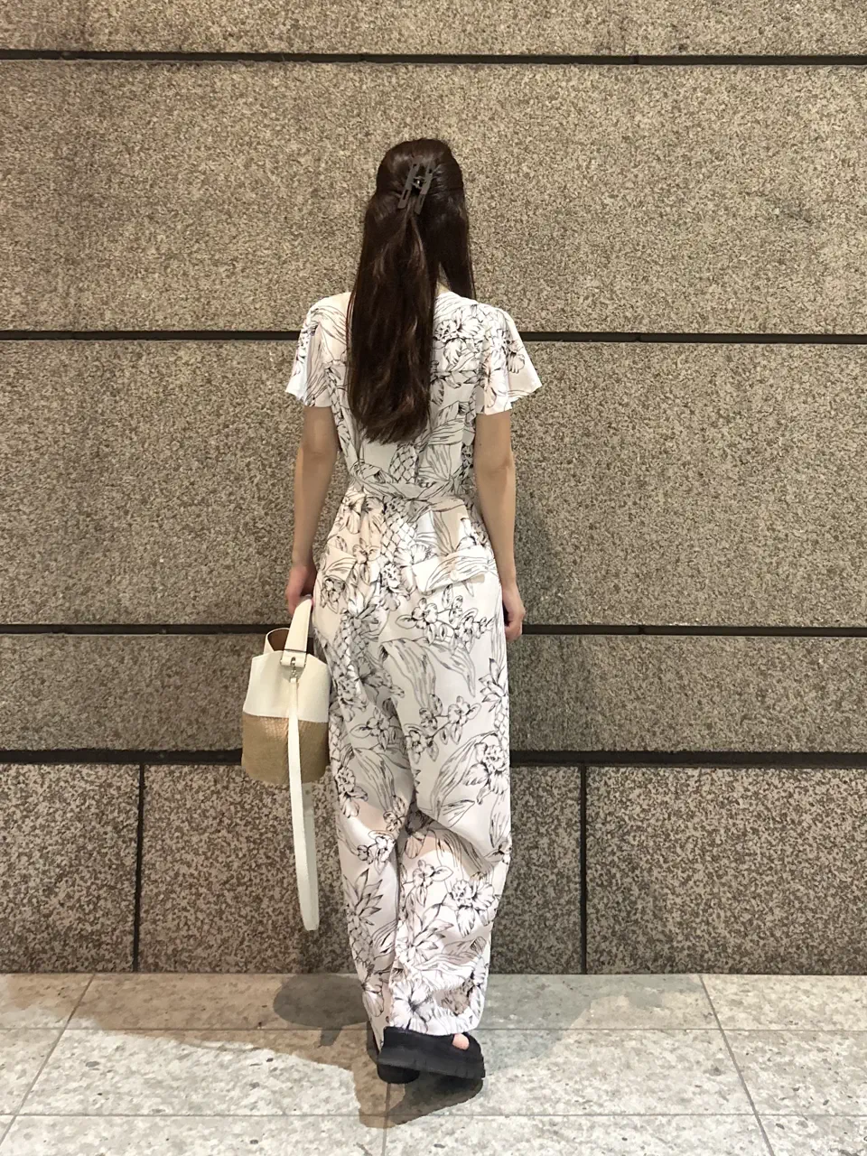 GRACE CONTINENTAL ERINA KATO コーディネート画像