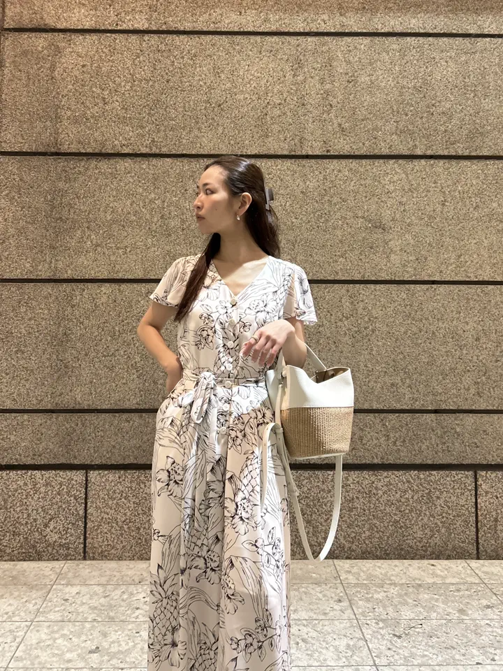 GRACE CONTINENTAL ERINA KATO コーディネート画像