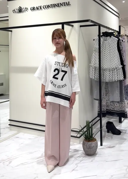 GRACE CONTINENTAL s.kondo コーディネート画像