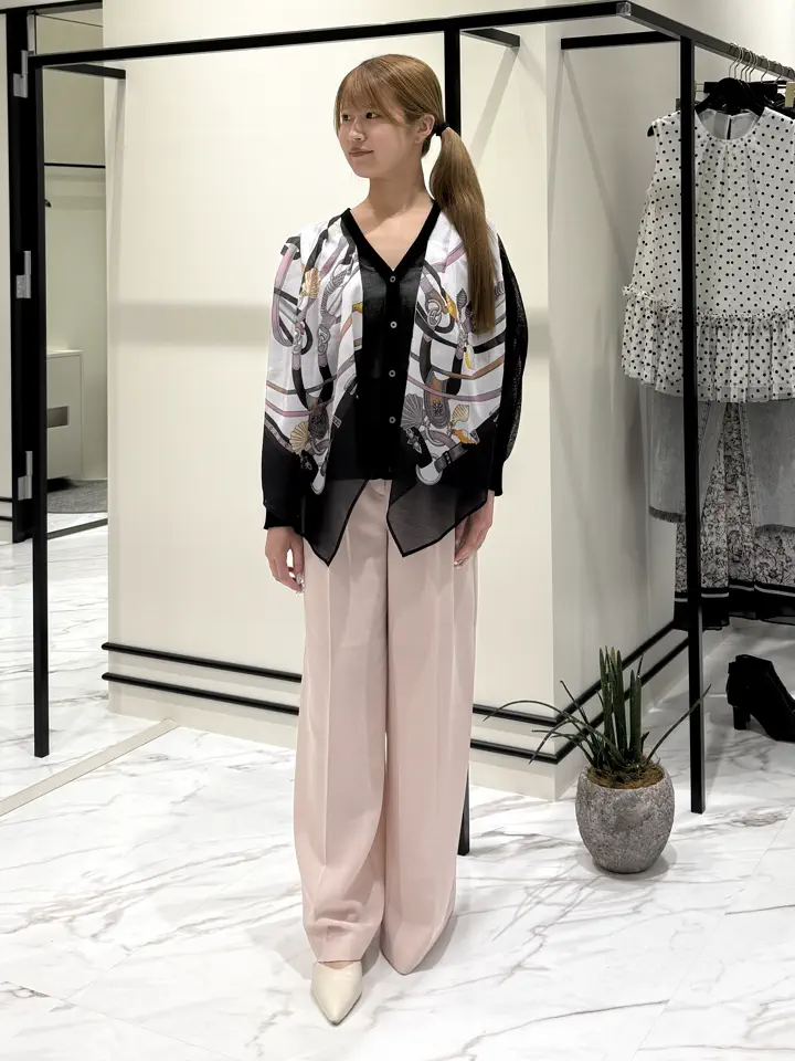 GRACE CONTINENTAL s.kondo コーディネート画像