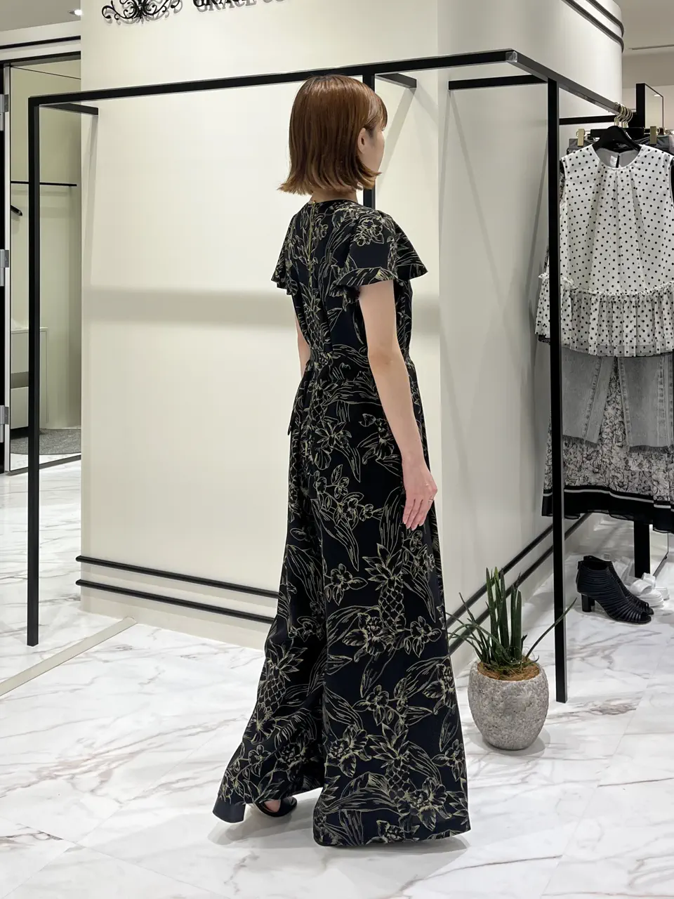 GRACE CONTINENTAL Owari コーディネート画像