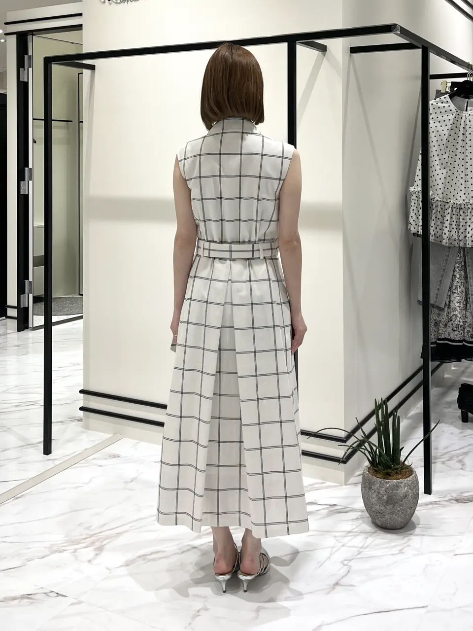 GRACE CONTINENTAL Owari コーディネート画像