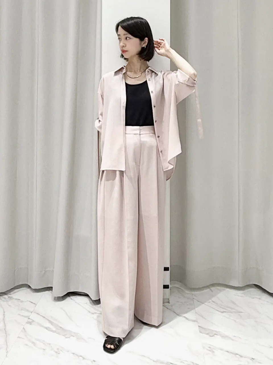  yuri コーディネート画像