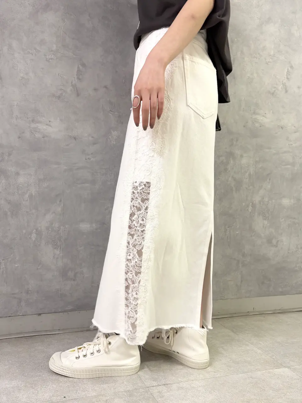 GRACE CONTINENTAL kobayashi コーディネート画像