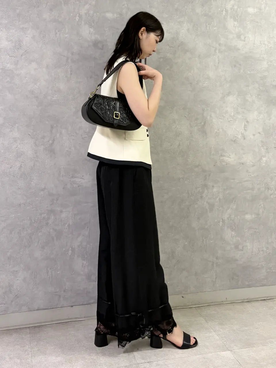 GRACE CONTINENTAL kobayashi コーディネート画像