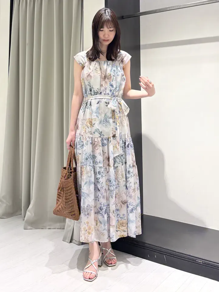 GRACE CONTINENTAL kobayashi コーディネート画像