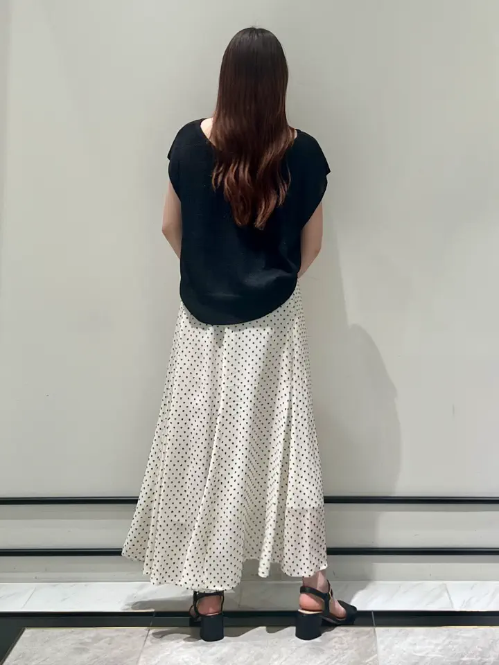 GRACE CONTINENTAL RIKO コーディネート画像