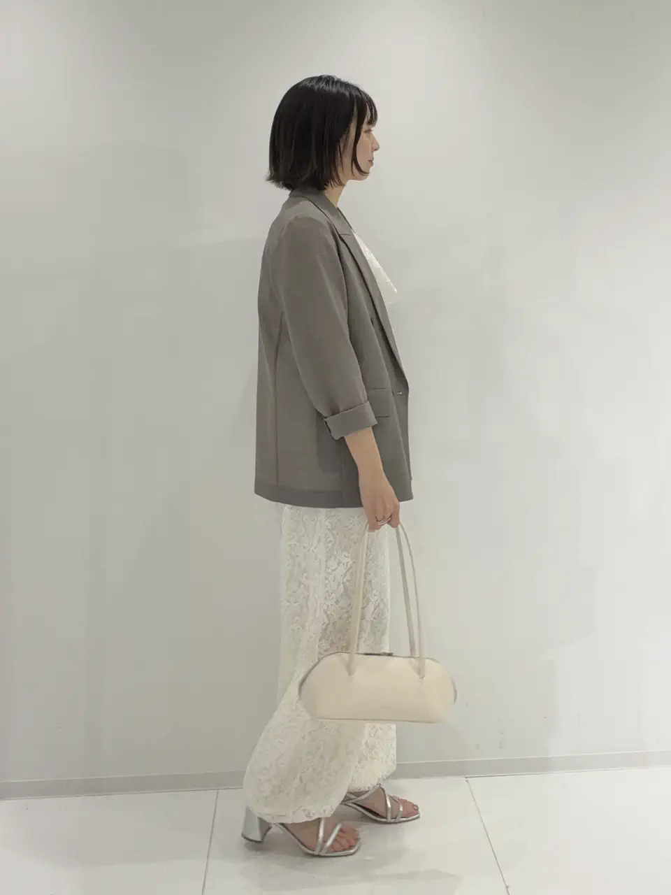 GRACE CONTINENTAL Hikaru Okada コーディネート画像