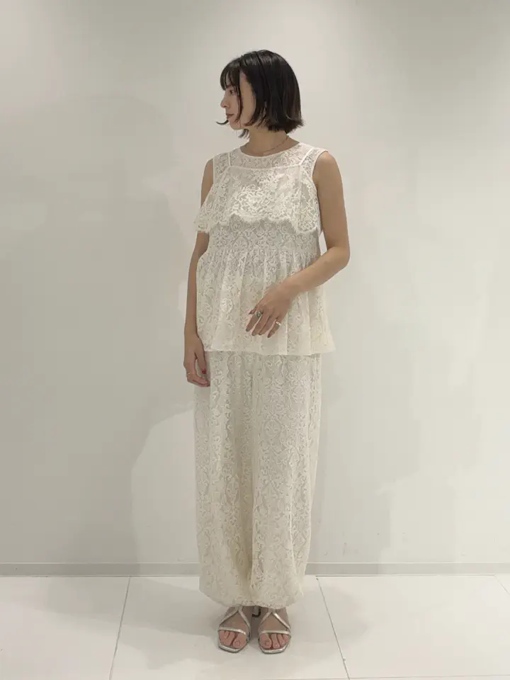 GRACE CONTINENTAL Hikaru Okada コーディネート画像