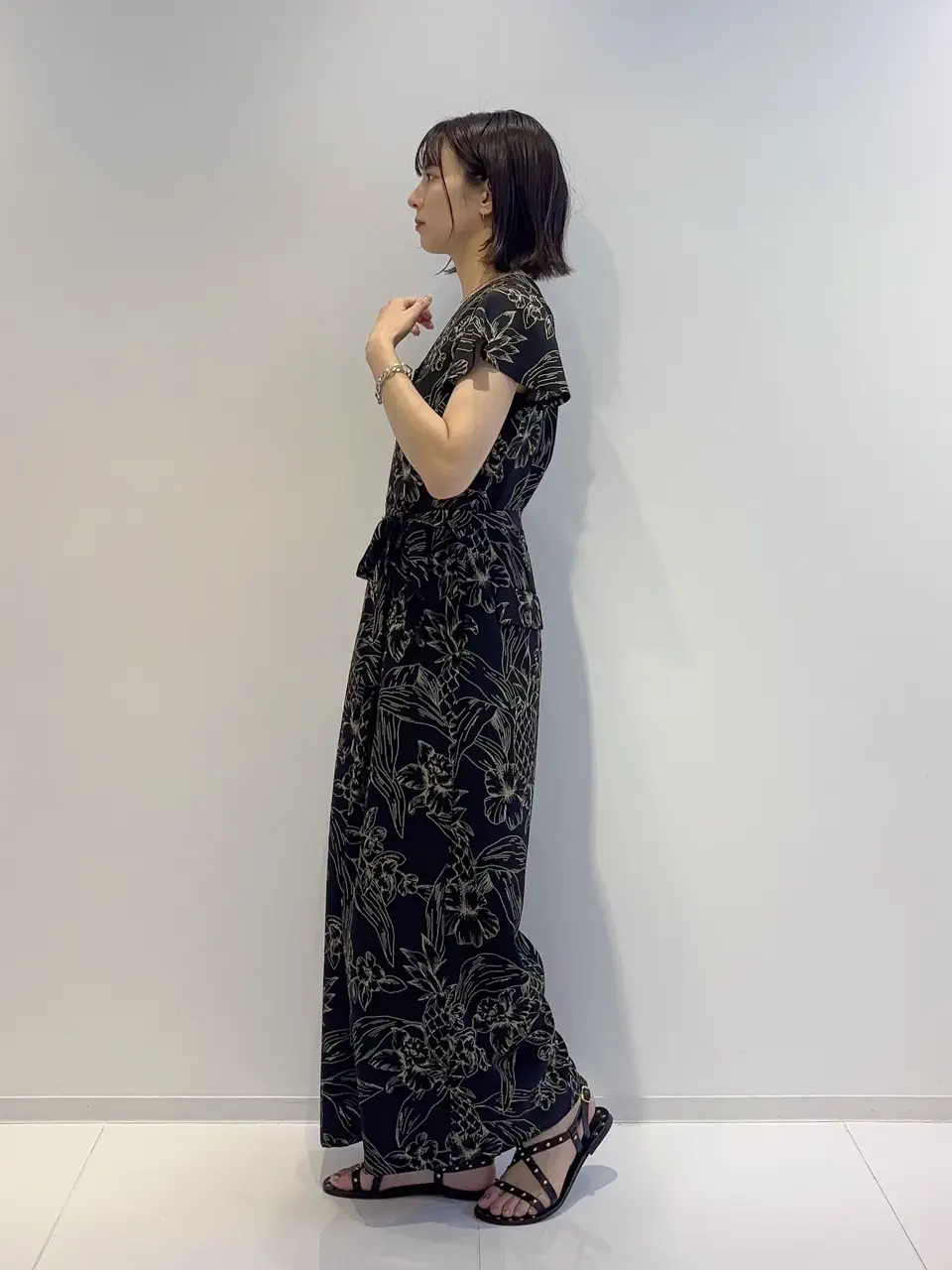 GRACE CONTINENTAL Hikaru Okada コーディネート画像