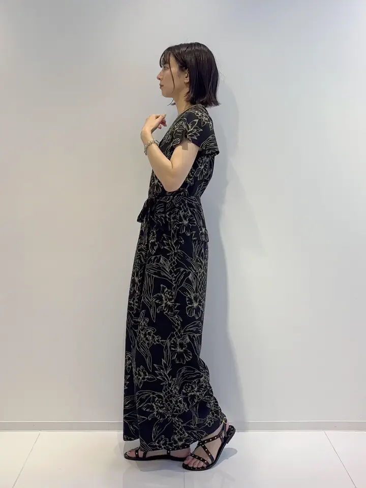 GRACE CONTINENTAL Hikaru Okada コーディネート画像