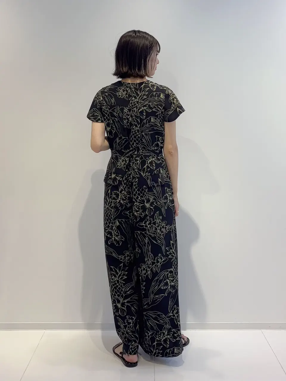 GRACE CONTINENTAL Hikaru Okada コーディネート画像
