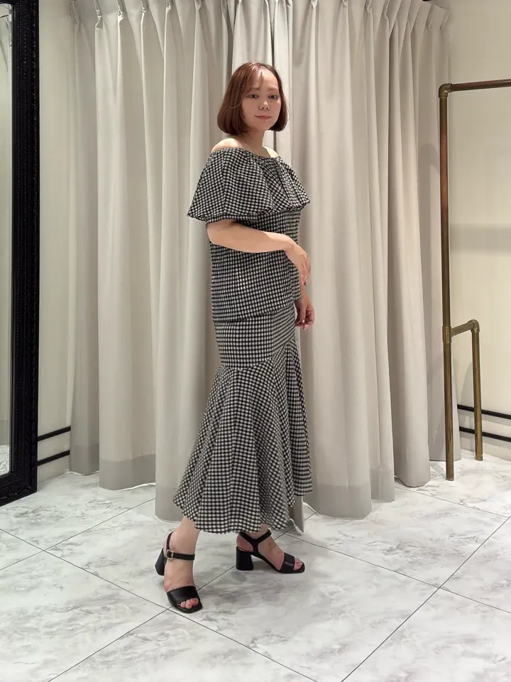 GRACE CONTINENTAL Izumi コーディネート画像