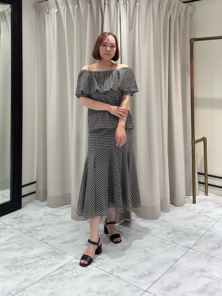 GRACE CONTINENTAL Izumi コーディネート画像