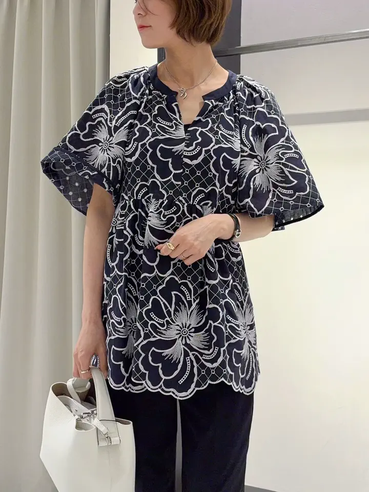 GRACE CONTINENTAL 亀田 未希 コーディネート画像
