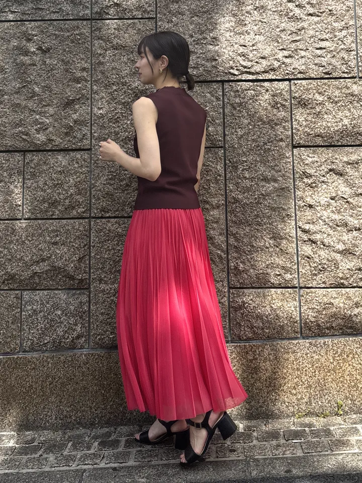 GRACE CONTINENTAL Hikaru Okada コーディネート画像