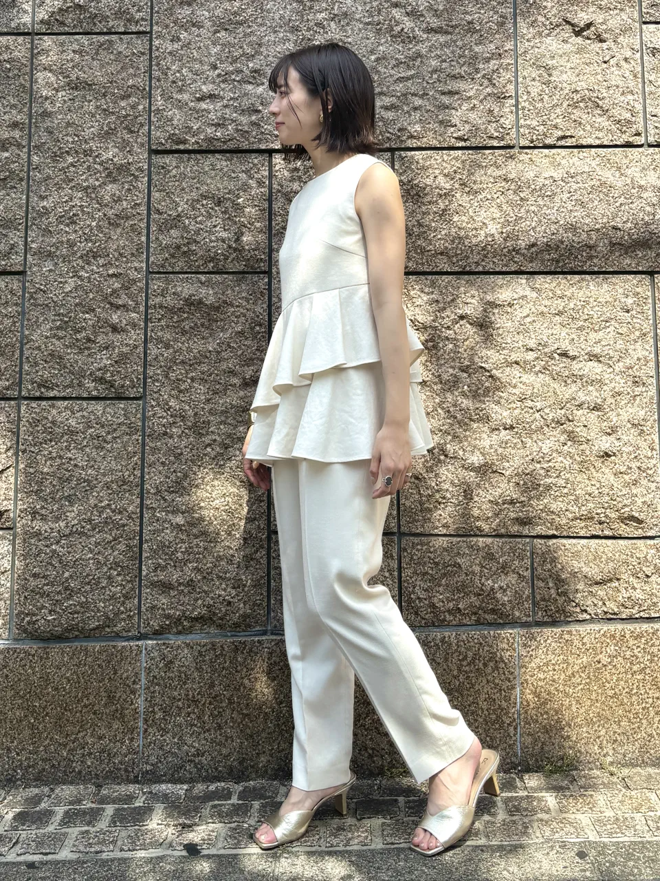 GRACE CONTINENTAL Hikaru Okada コーディネート画像