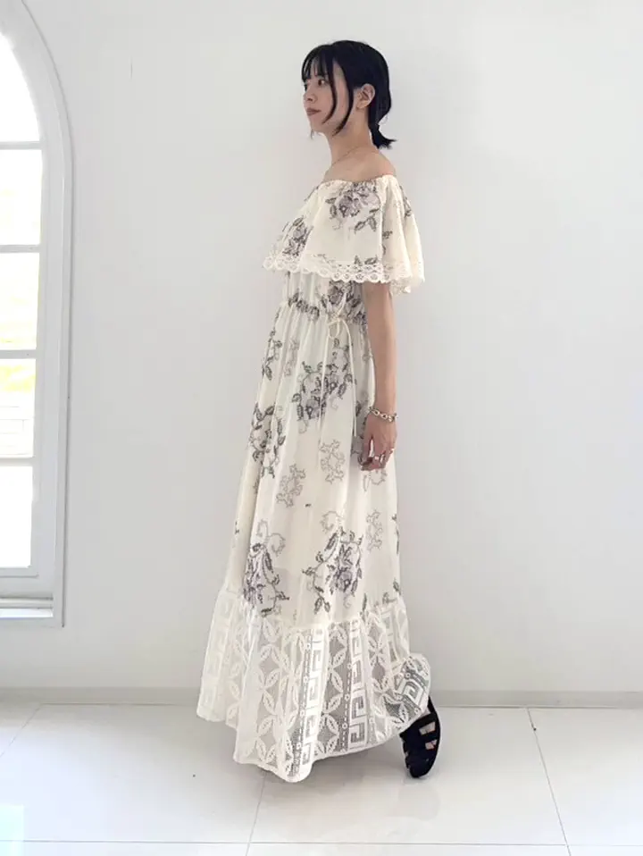 GRACE CONTINENTAL Hikaru Okada コーディネート画像