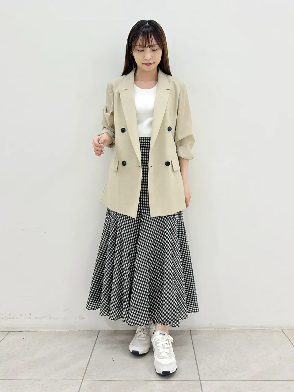  Miu Akamatsu コーディネート画像