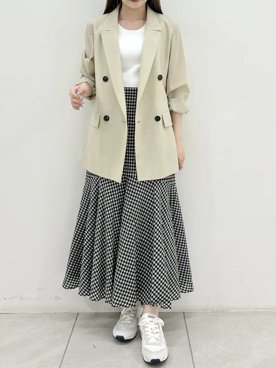 GRACE CONTINENTAL Miu Akamatsu コーディネート画像