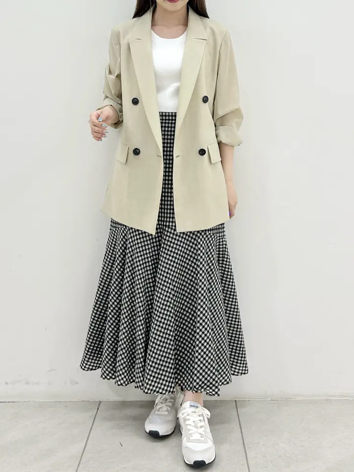 GRACE CONTINENTAL Miu Akamatsu コーディネート画像
