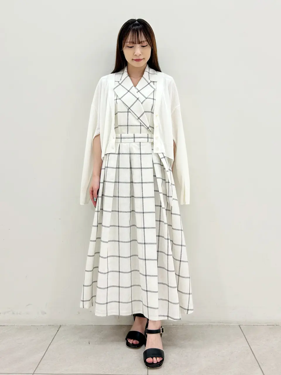  Miu Akamatsu コーディネート画像