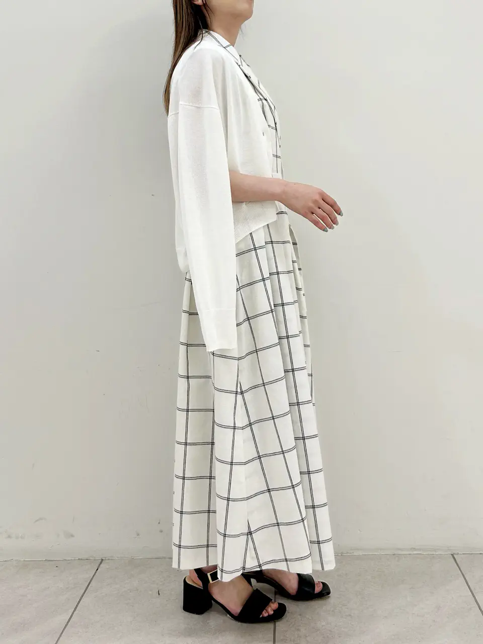 GRACE CONTINENTAL Miu Akamatsu コーディネート画像