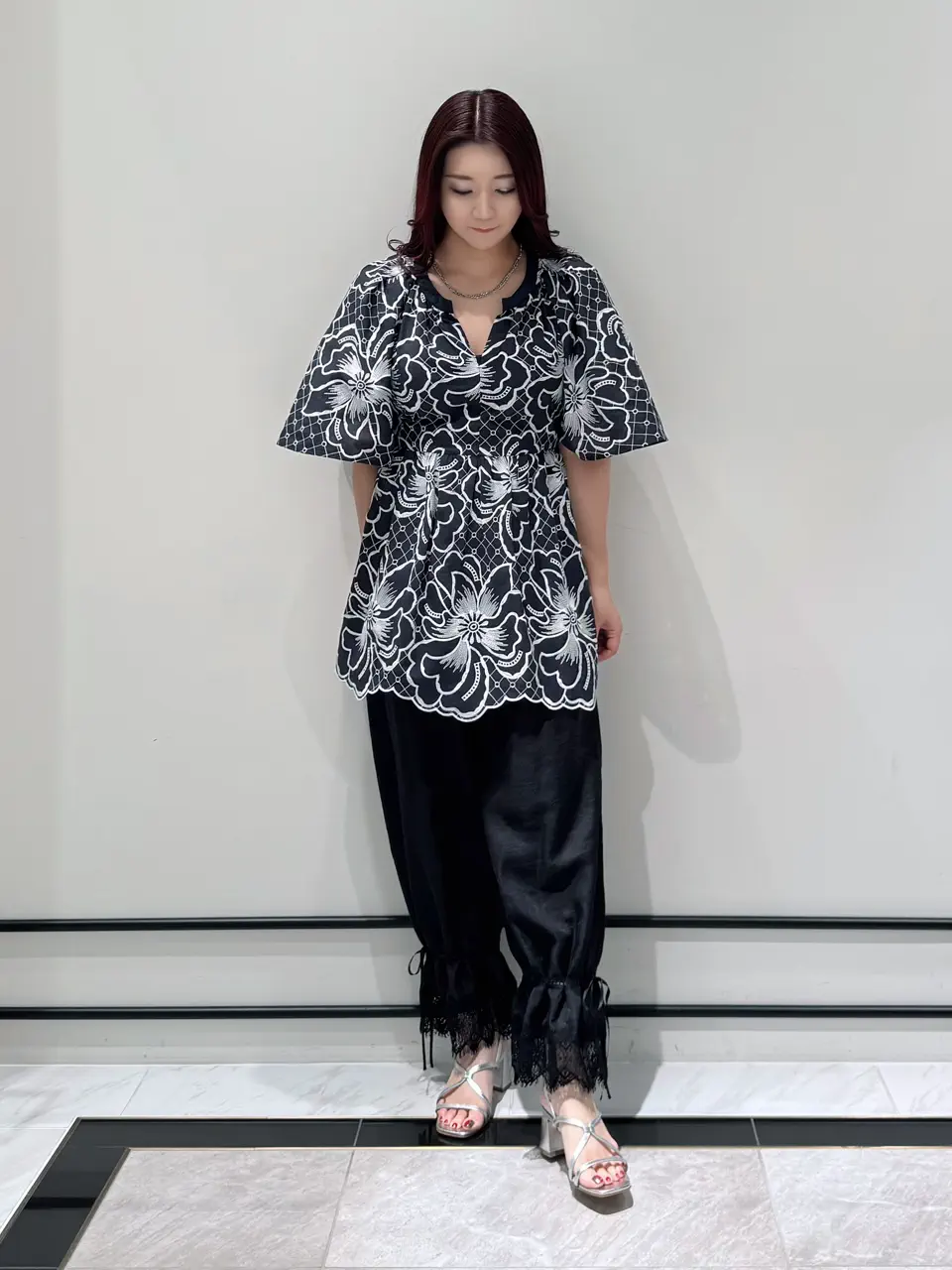  MOMOKO コーディネート画像