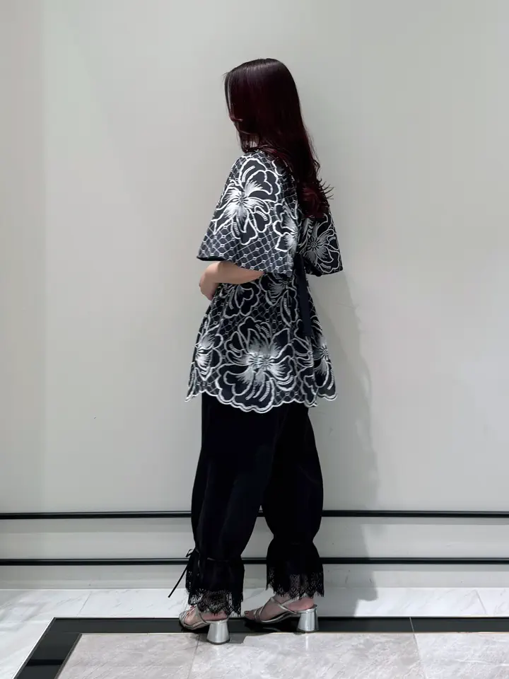 GRACE CONTINENTAL MOMOKO コーディネート画像