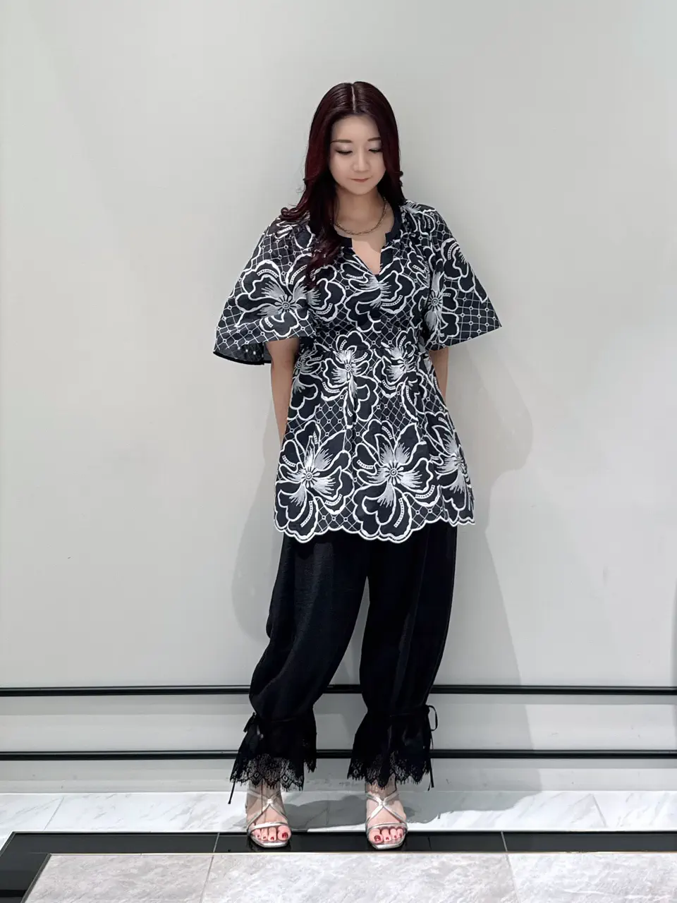 GRACE CONTINENTAL MOMOKO コーディネート画像
