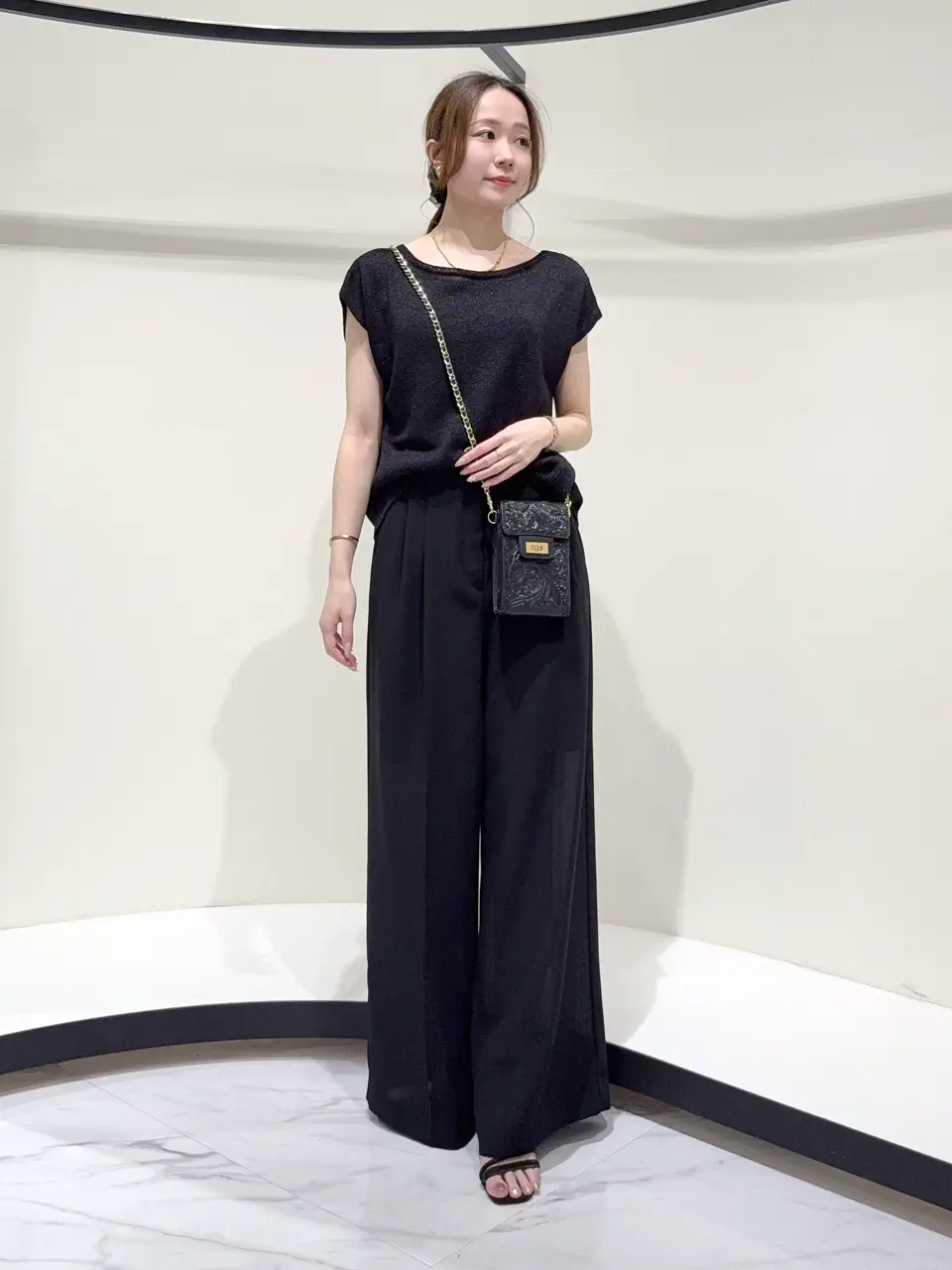 GRACE CONTINENTAL Suzuka コーディネート画像