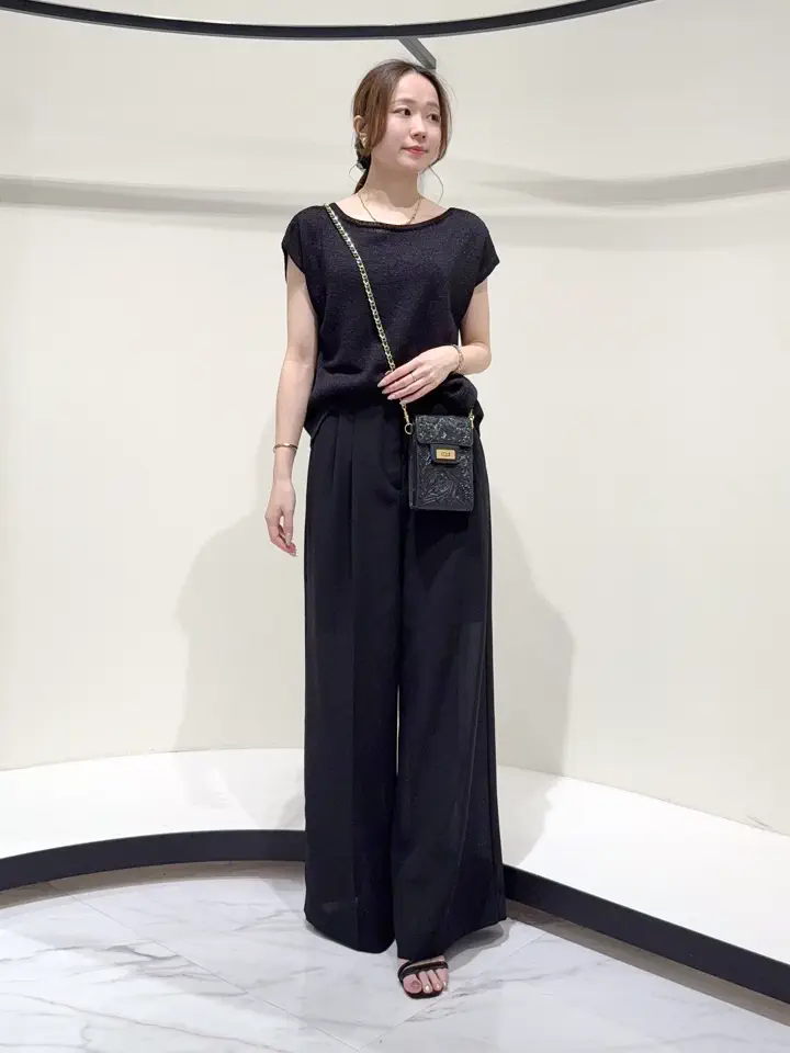 GRACE CONTINENTAL Suzuka コーディネート画像