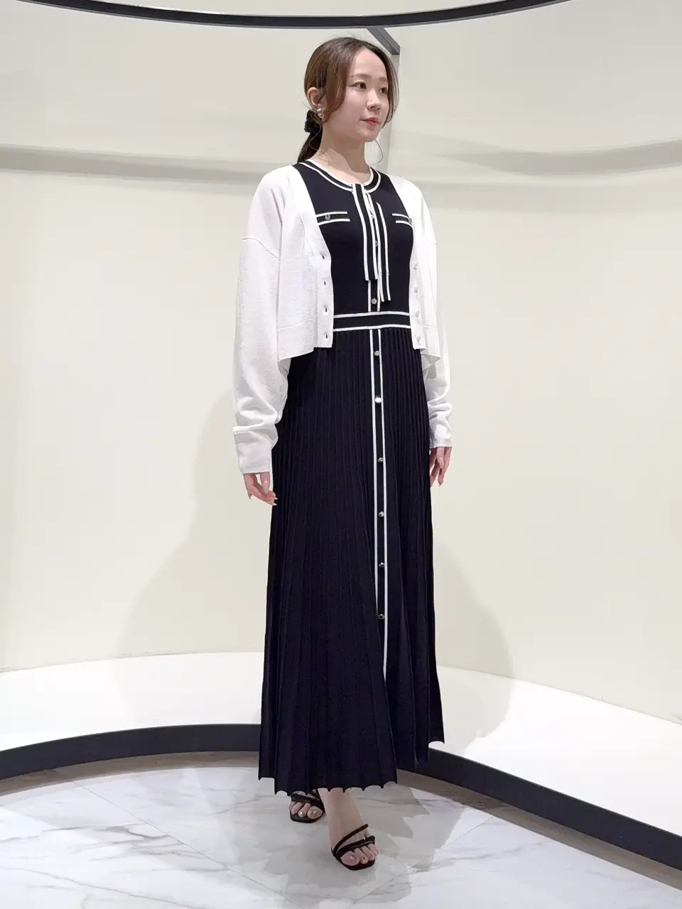 GRACE CONTINENTAL Suzuka コーディネート画像